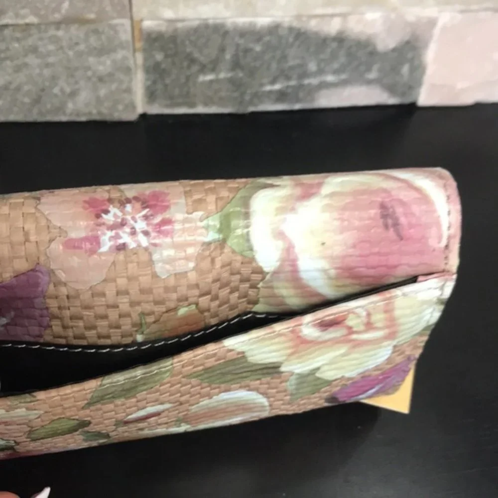 💥 Patricia Nash Cori Wallet with RFID Protection - Picture 8 of 9